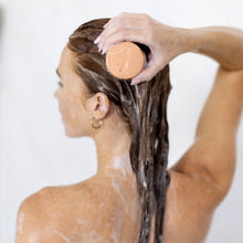 Load image into Gallery viewer, Shea Butter Nourishing Conditioner Bar