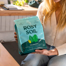 Load image into Gallery viewer, 4qt Organic potting soil mix, indoor, houseplant & herbs
